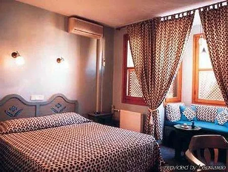Hotel Sari Konak Istanbul