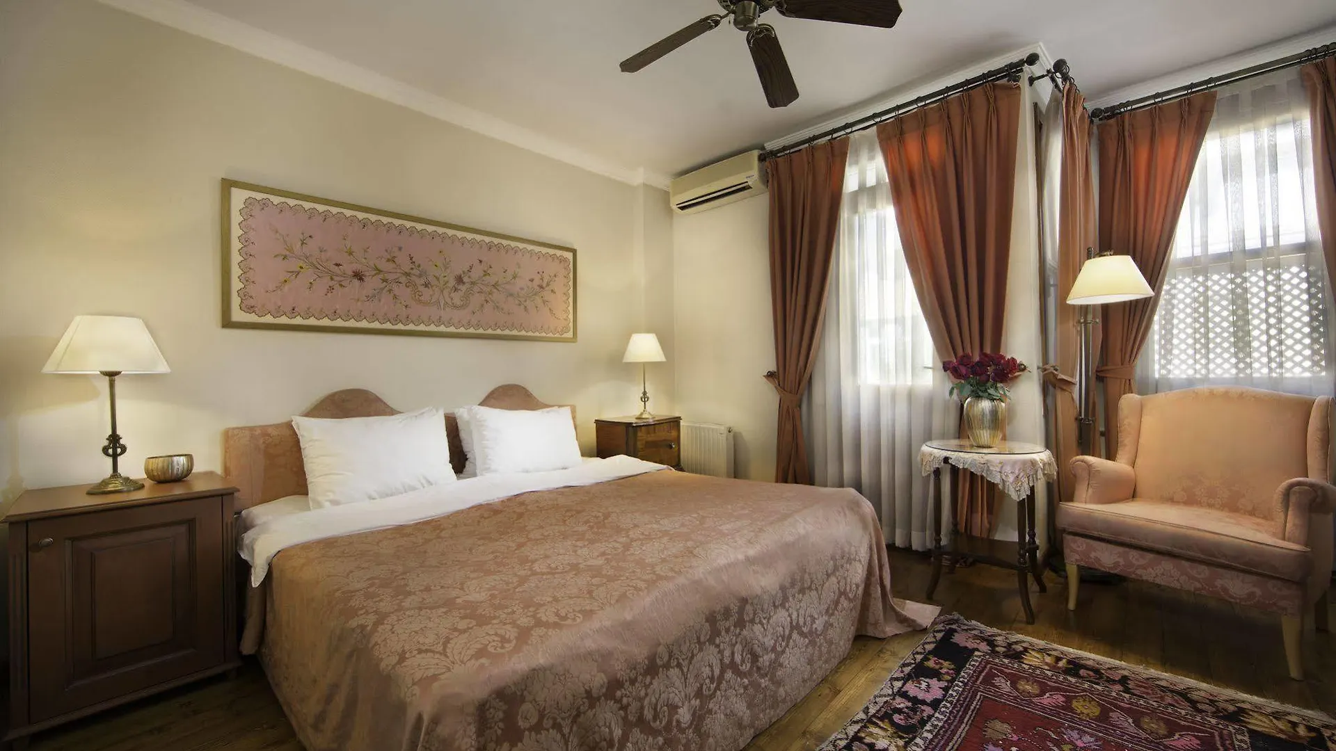 Hotel Sari Konak Istanbul